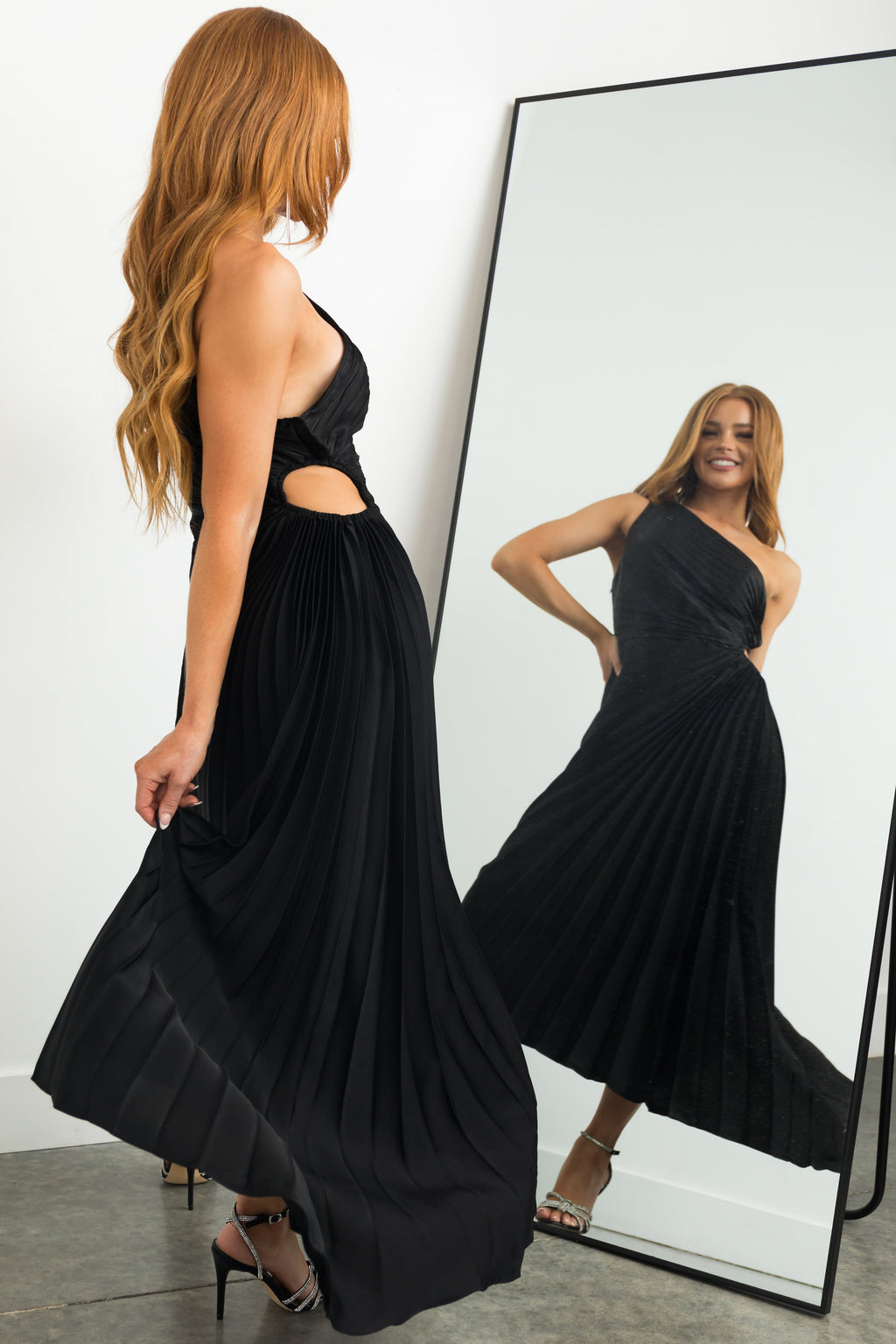 Black One Shoulder Side Cutout Pleated Midi Dress